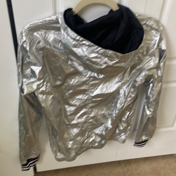 Batera hip hop costume jacket , size large child , metallic silver/black… - Picture 4 of 5